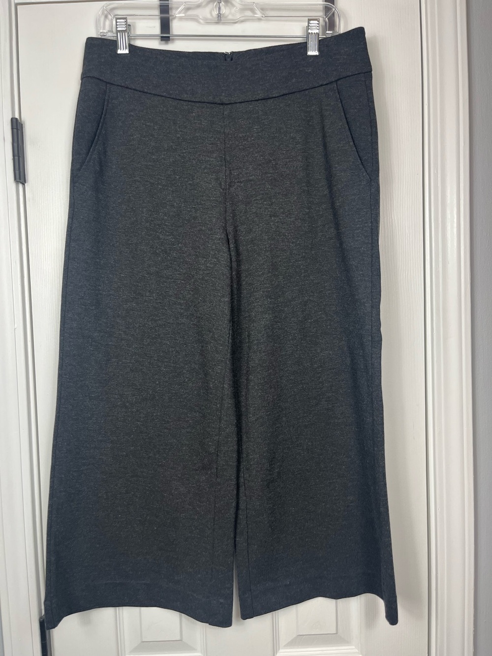 CAbi Charcoal Cropped Wide-Leg Pants